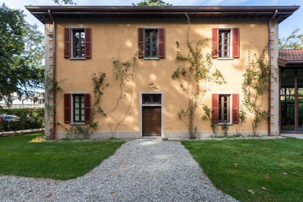Bilocale Nel Parco Di Villa Erba Cernobbio Exteriör bild