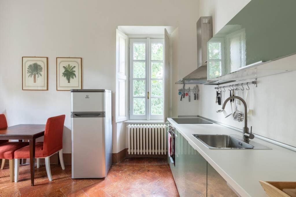 Bilocale Nel Parco Di Villa Erba Cernobbio Exteriör bild